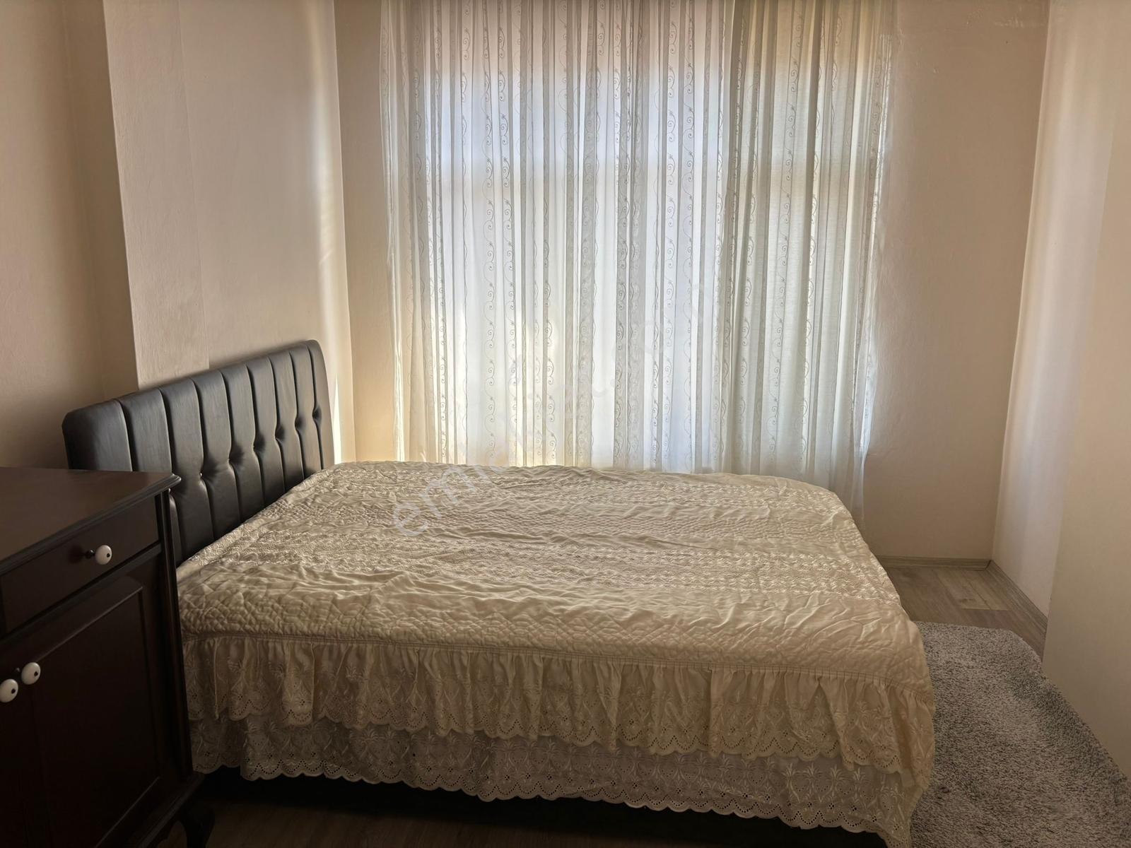 Yalı Mahallesinde Deniz Manzaralı, Eşyalı 3+1 Kiralık Daire - Görsel 8