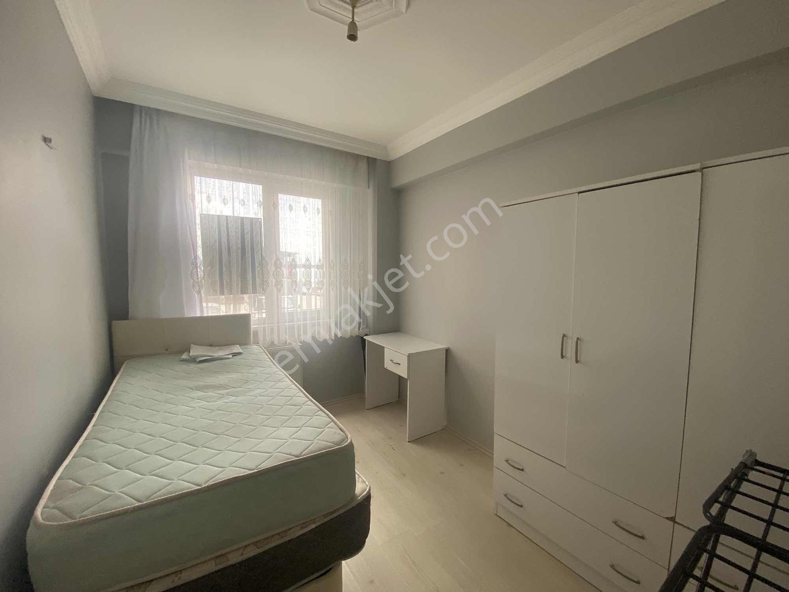 Serdivanın Merkezi Noktasında Eşyalı Kiralık 2+1 Daire - Görsel 17