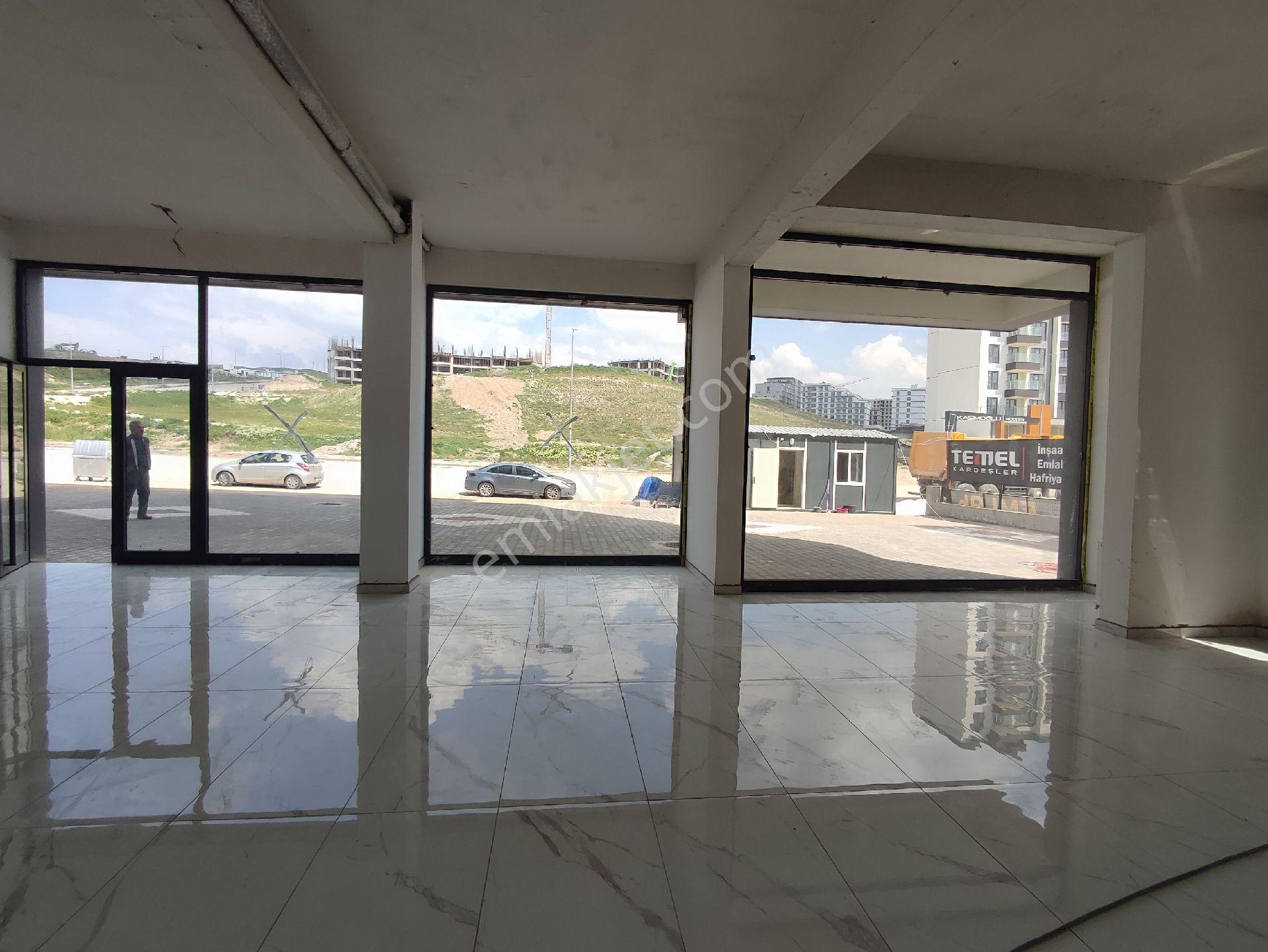 Sincan Saraycık Kreş Kurumsal İçin Kiralık 350 M Otoparklı Dükkan - Görsel 6