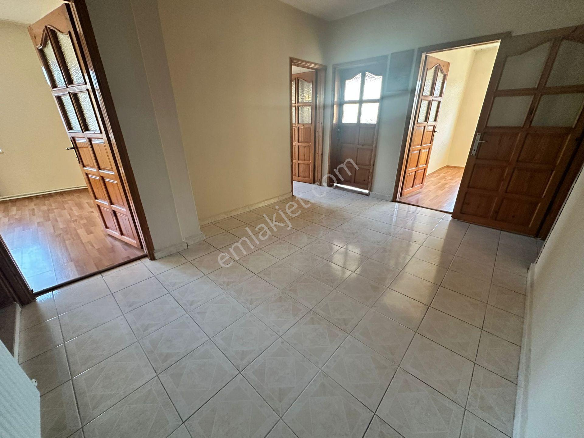 Turyap Palas'tan Ataevler Mah.4+1 Kiralık Daire - Görsel 16