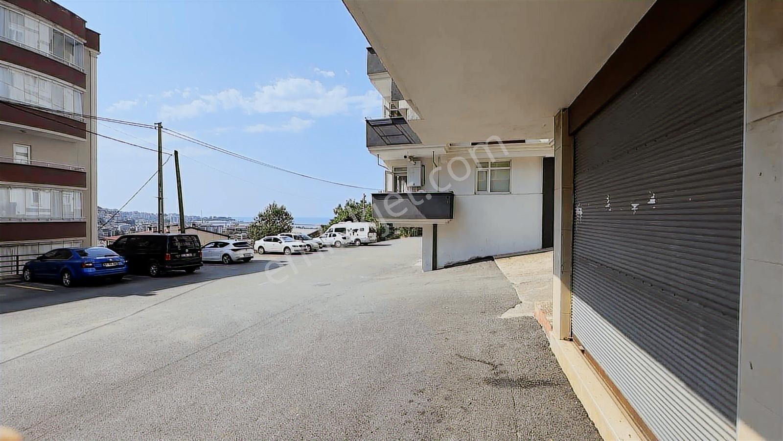 Kalkınma Mahallesi Merkezi Konumda Kiralık Depo
