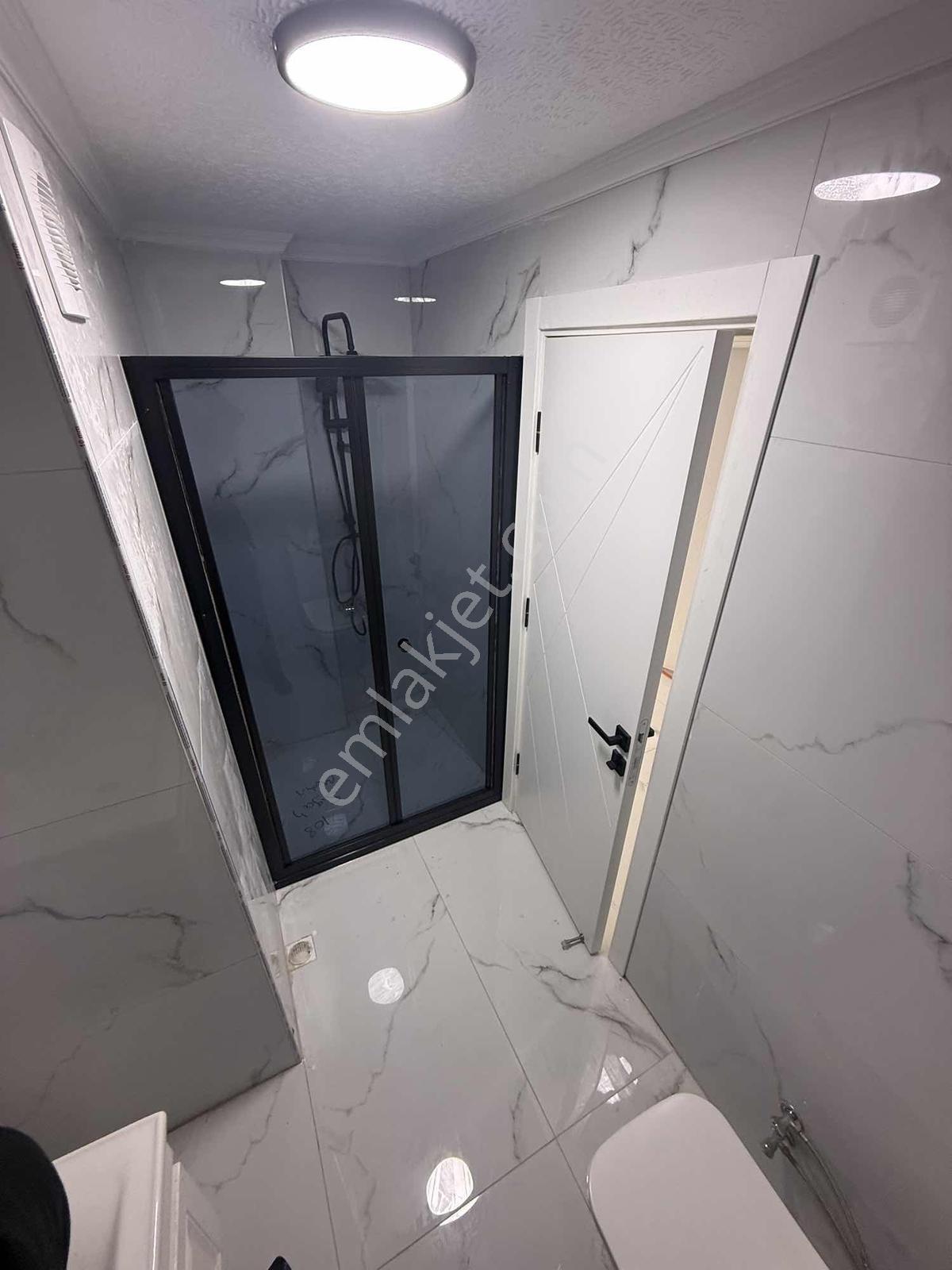 Bahçeşehir Esenkent Orkidelerde İçi Sıfır Full Tadilatlı Daire - Görsel 5