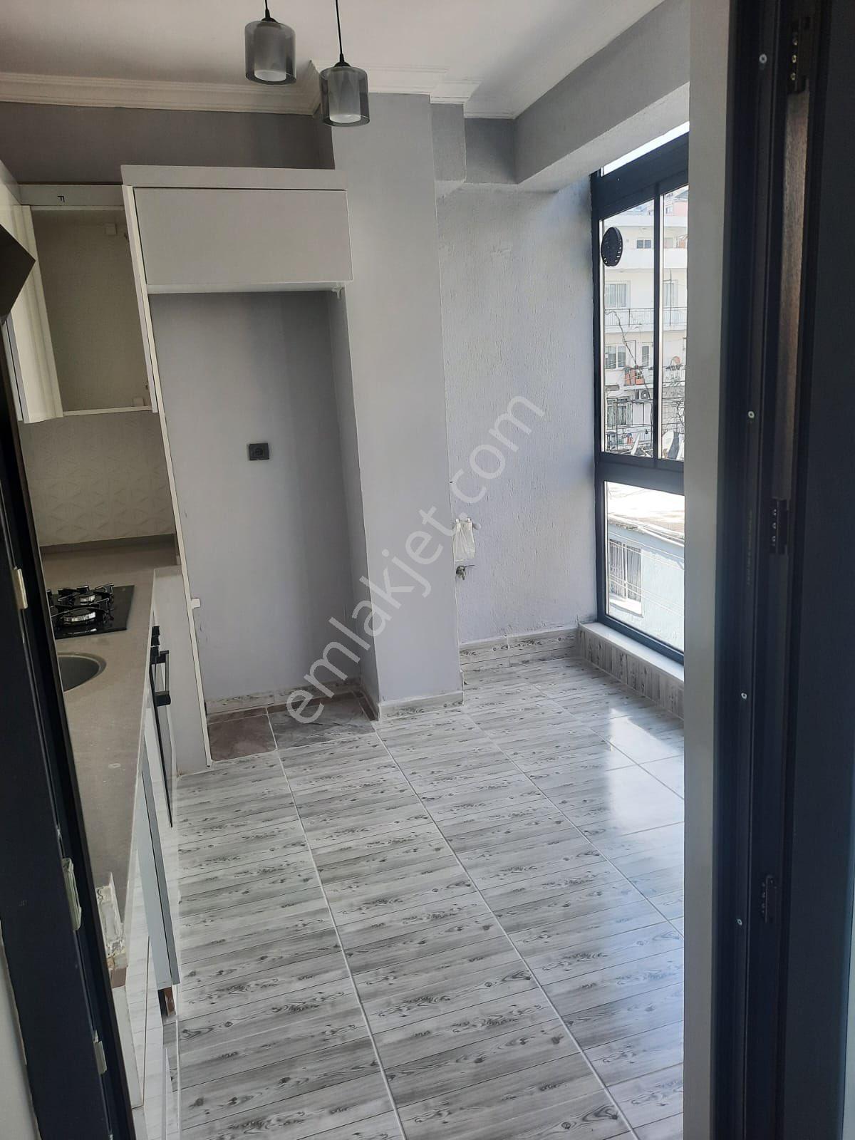 Bayraklı Refik Şevket İnce Mah Geniş 1+1 Kiralık Daire - Görsel 7