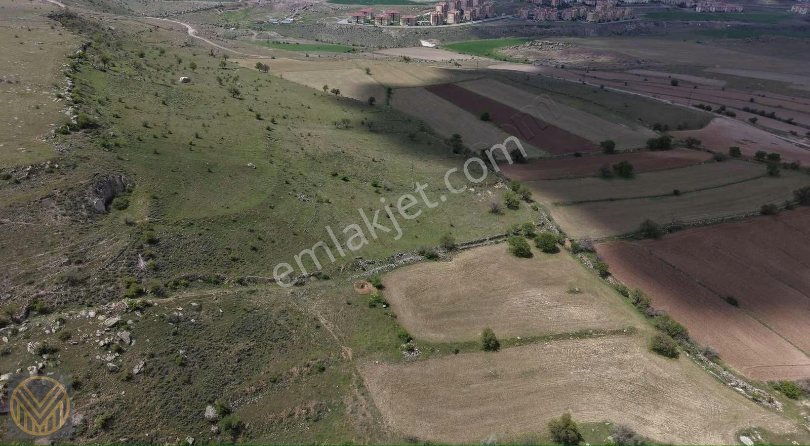 KAYABAĞ'DA 2660 M2 İLDEME 2 KM MESAFEDE BAĞ