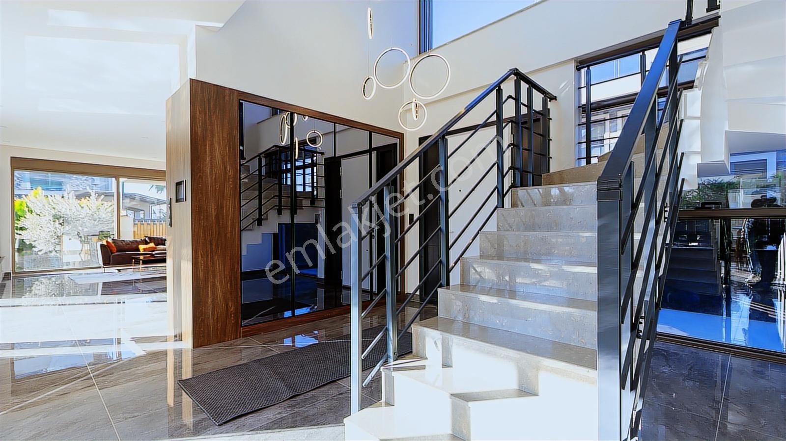 Antalya Belek'te Lüks 6+1 Hamam Saunalı Özel Villa - Görsel 22
