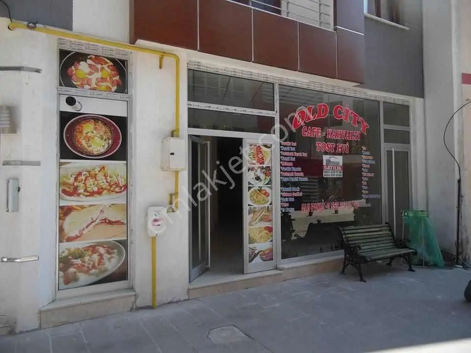 Extreme'den Dershaneler Sokağında Kiralık Dükkan