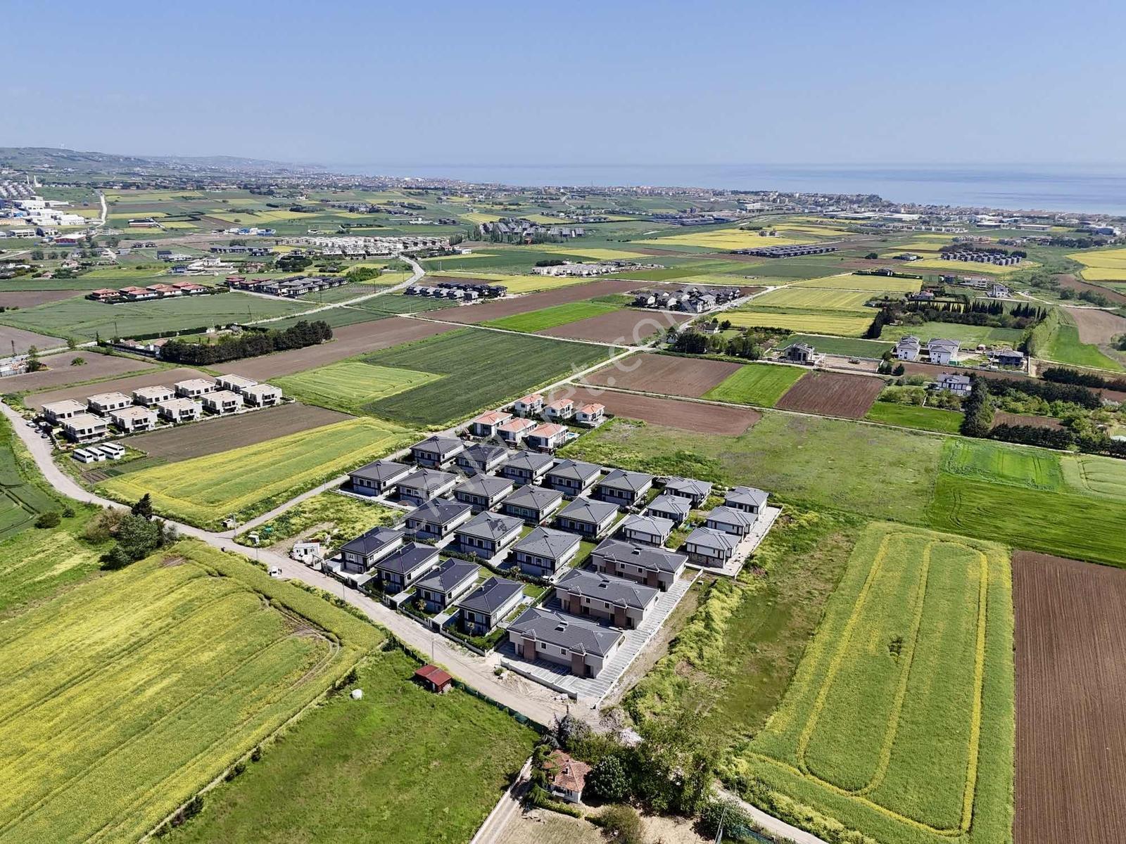 Silivri Selimpaşa Mahallesi'nde 4+1 Site İçi Kiralık Sıfır Villa - Görsel 34