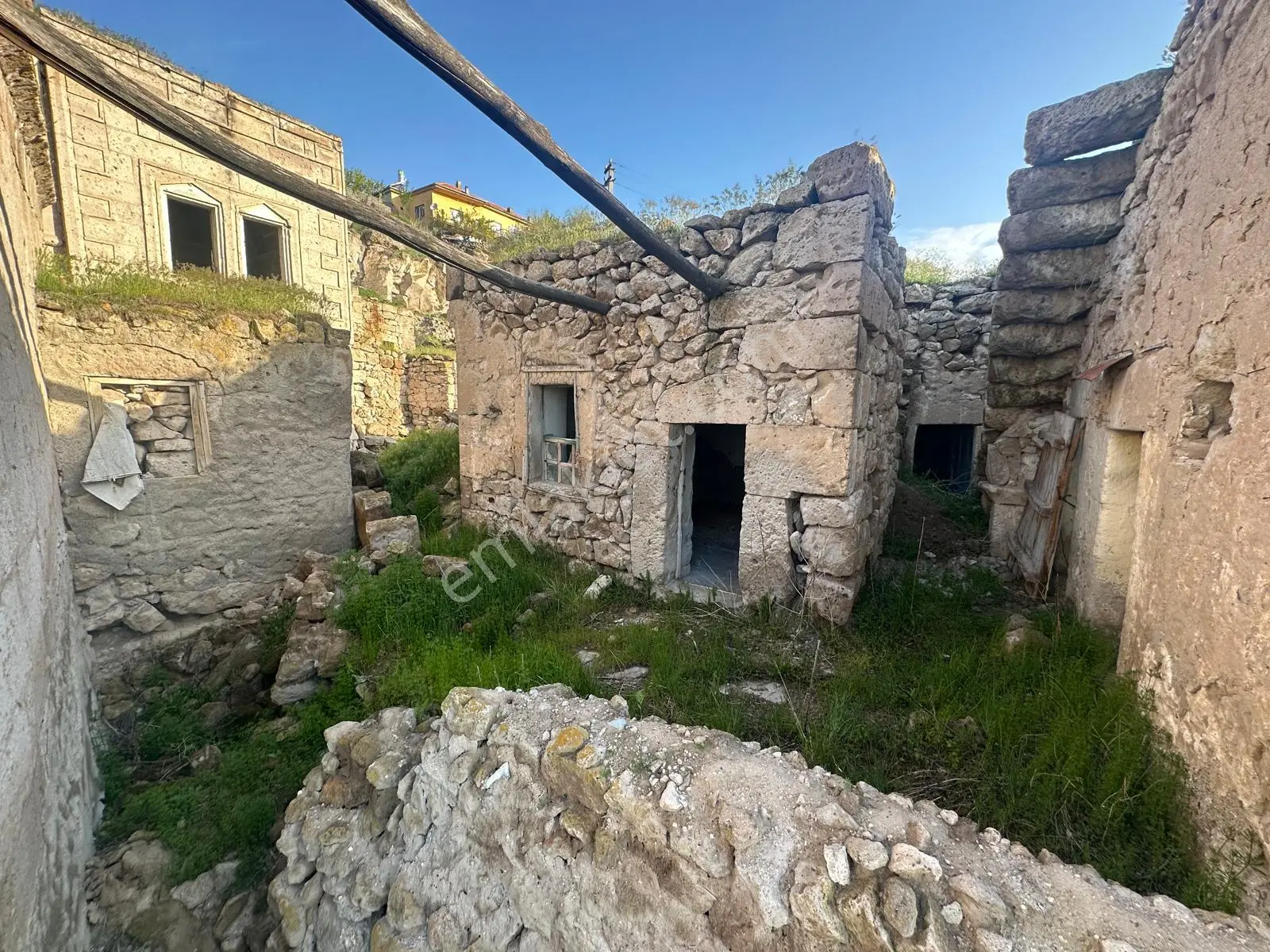 Aksaray Gülağaç Demirci'de Satılık Müstakil Ev