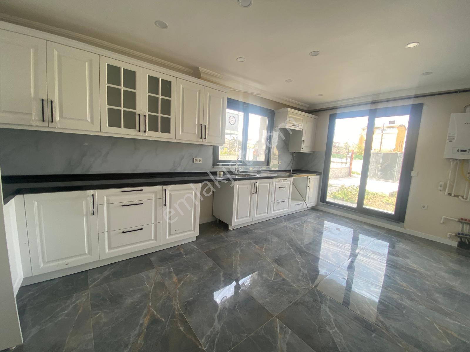 Büşra Gayrimenkulden Gümüşyakada Satılık Villa 429m2 2 Katlı 5+1 - Görsel 22