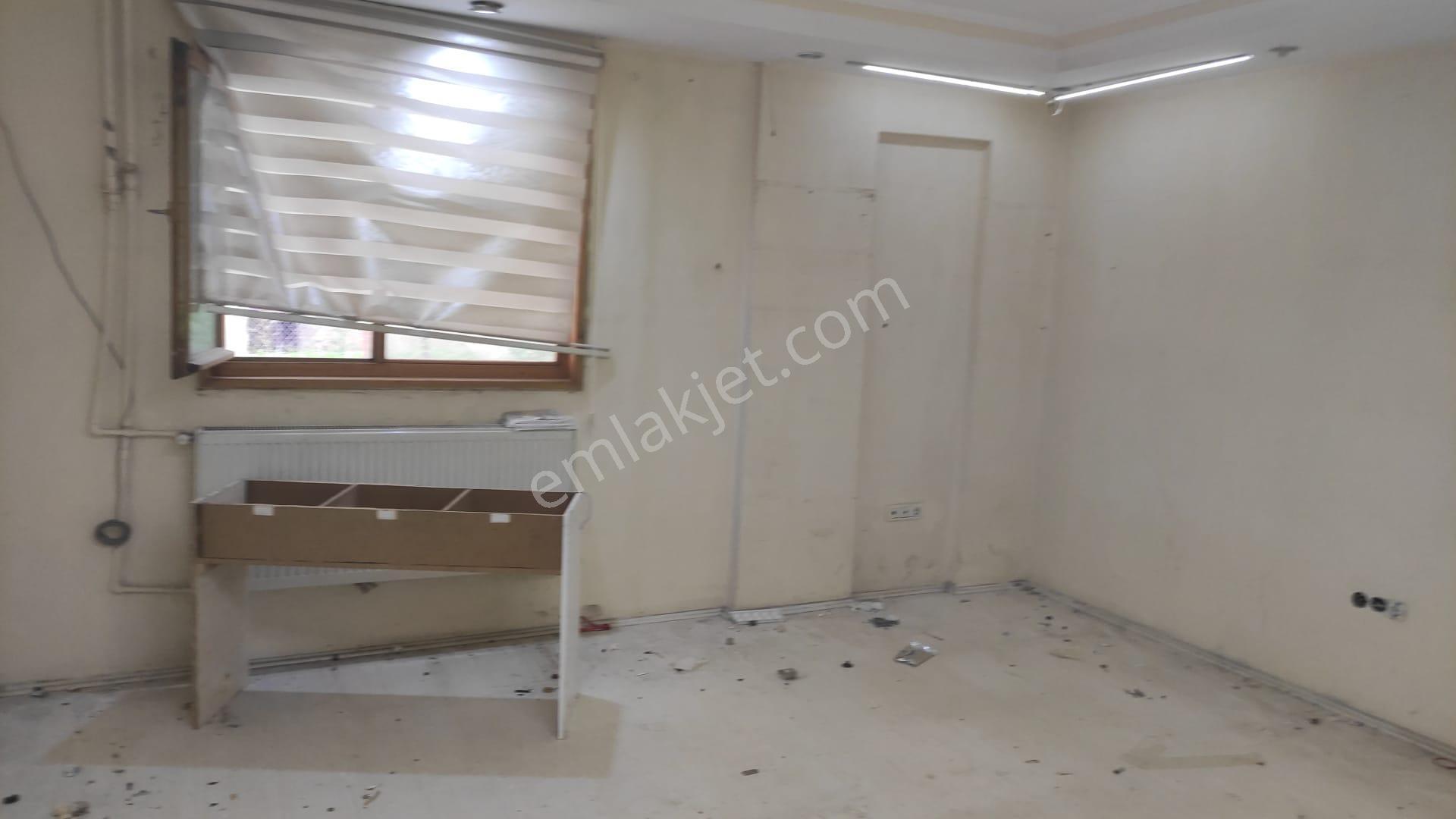 Cadde Üzeri Her İş İçin Uygun Geniş Dükkan - Görsel 16