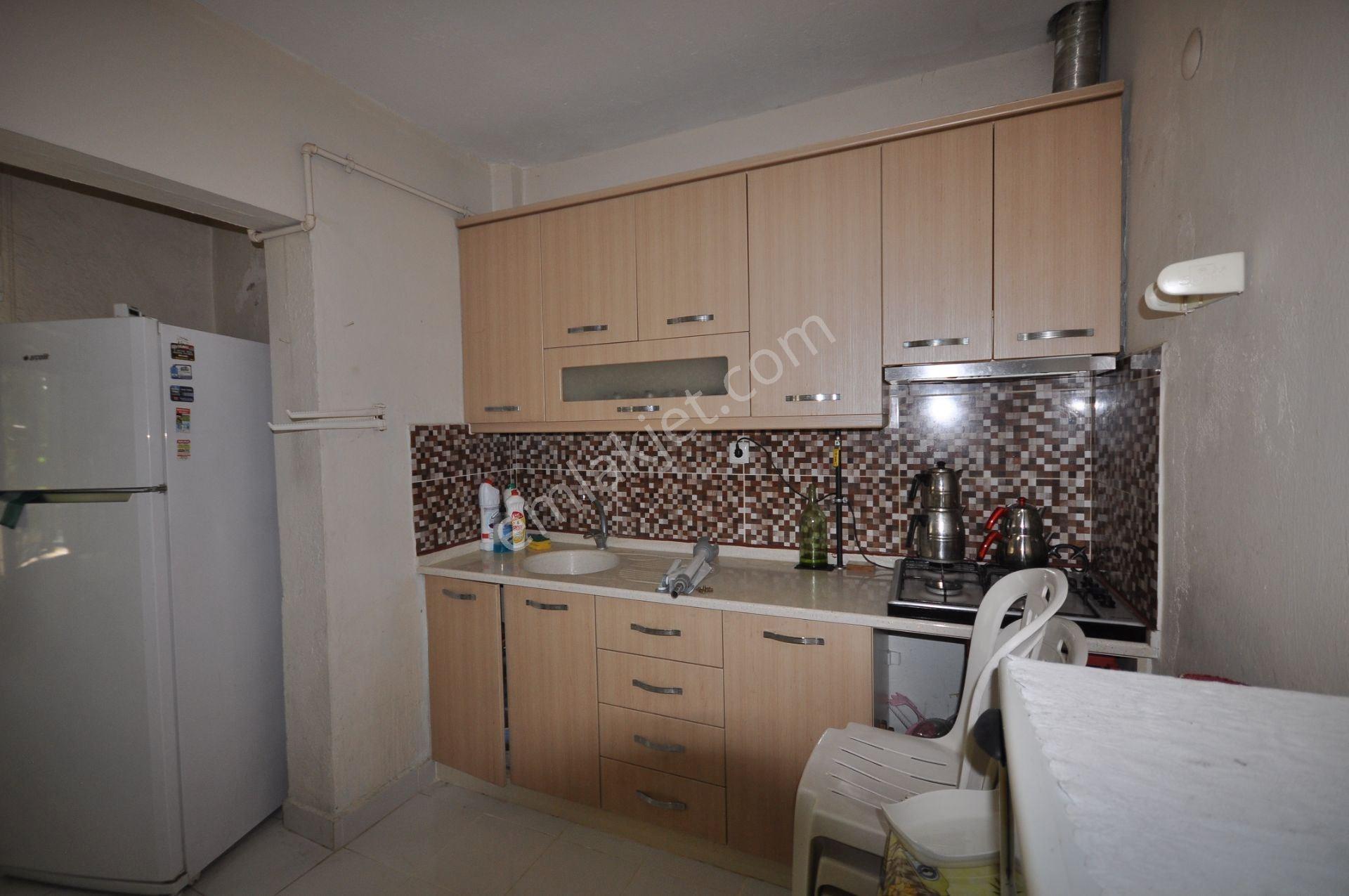 Söke Bayındır Caddesine Yakın Müstakil Çatılı Ev - Görsel 9
