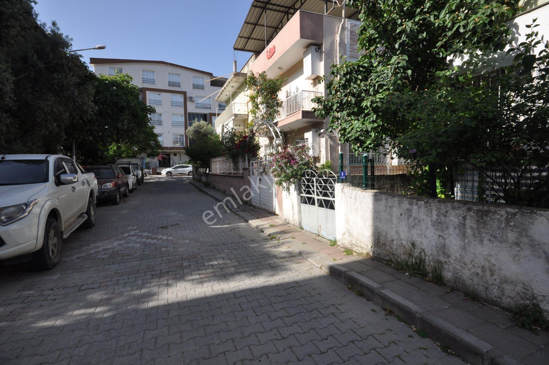 Söke Bayındır Caddesine Yakın Müstakil Çatılı Ev - Görsel 31