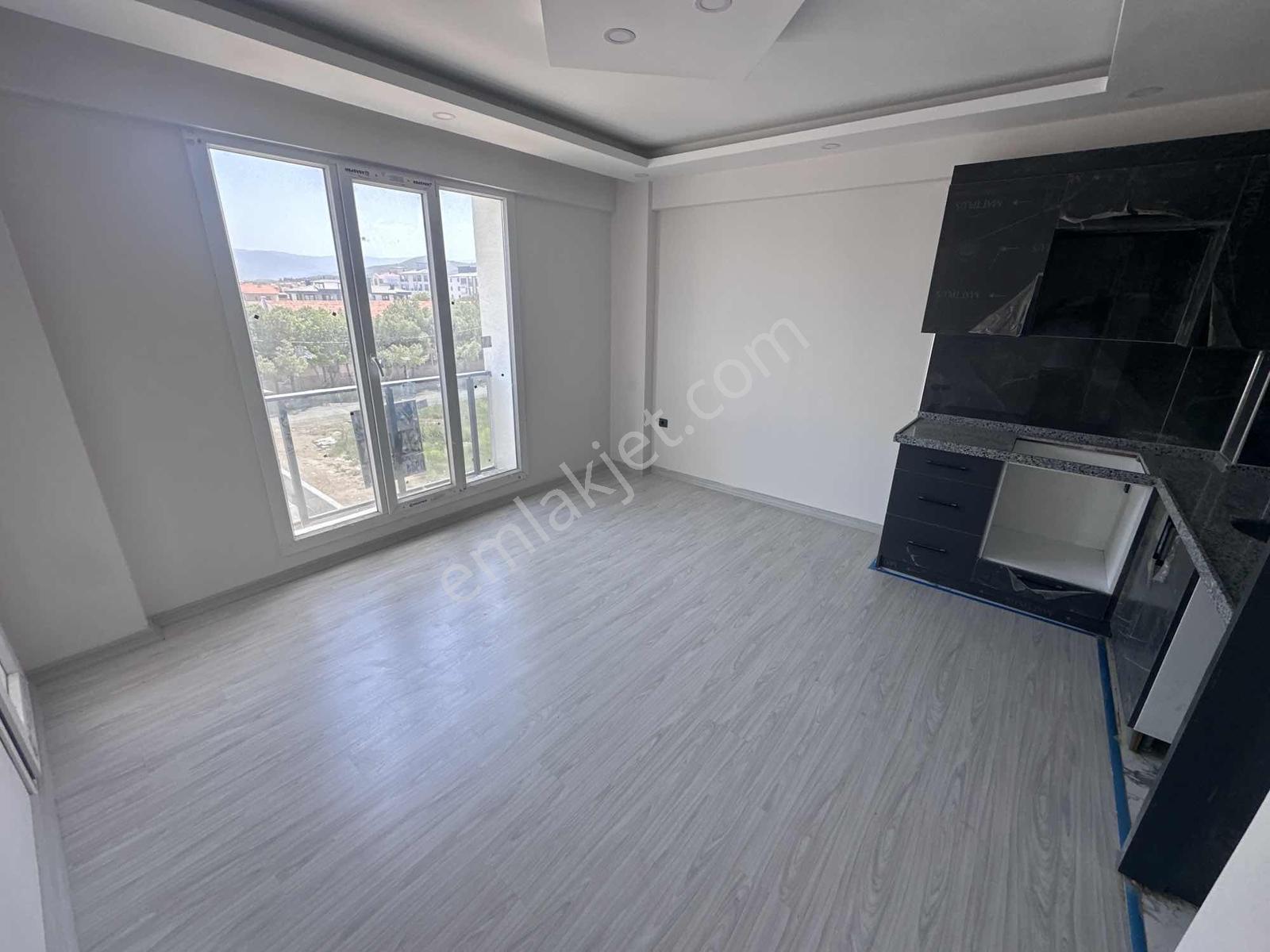 Onmax Burhaniye Bademalanı Oturuma Hazır Satılık 1+1 Daire - Görsel 20