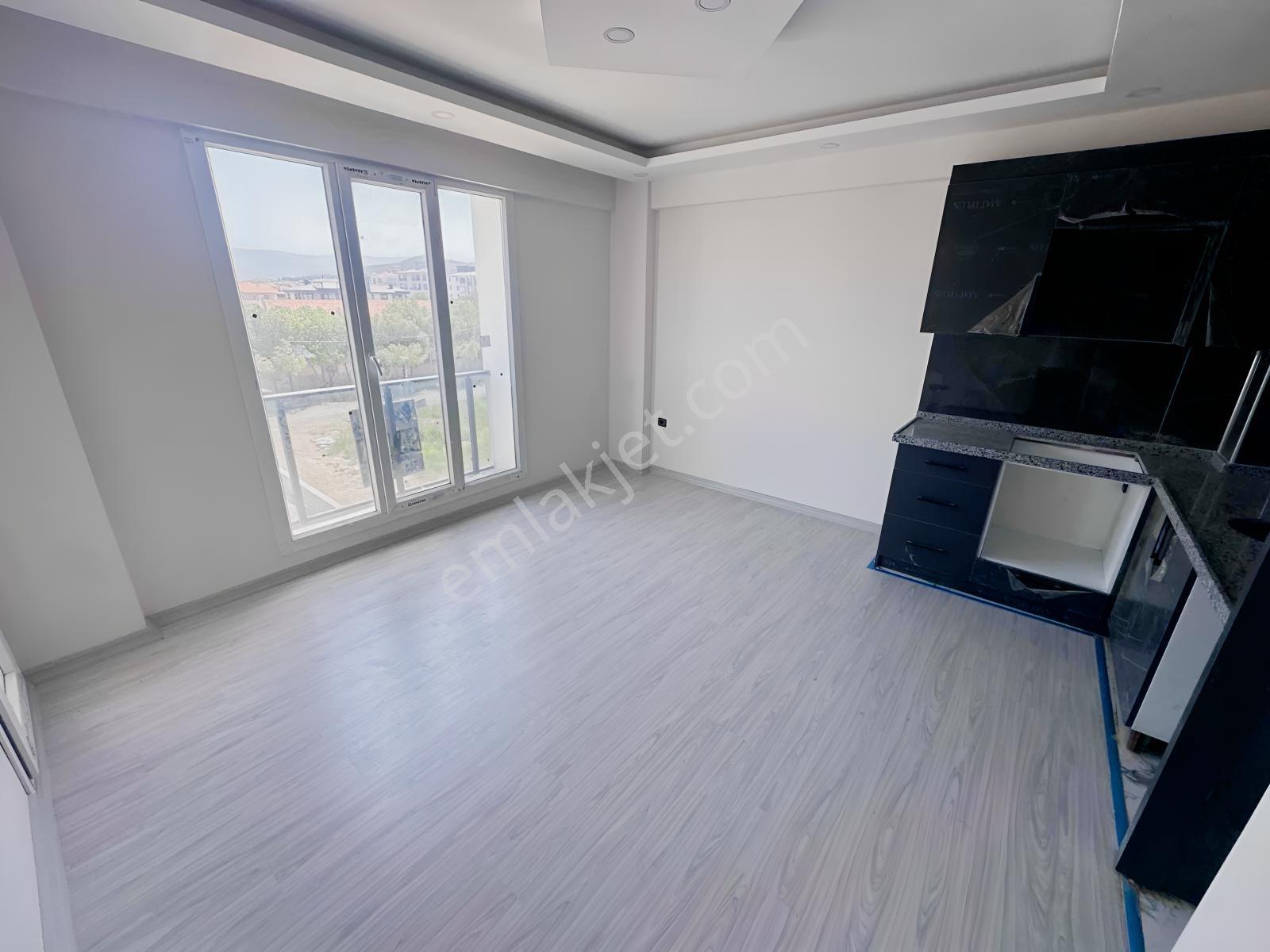 Onmax Burhaniye Bademalanı Oturuma Hazır Satılık 1+1 Daire - Görsel 11