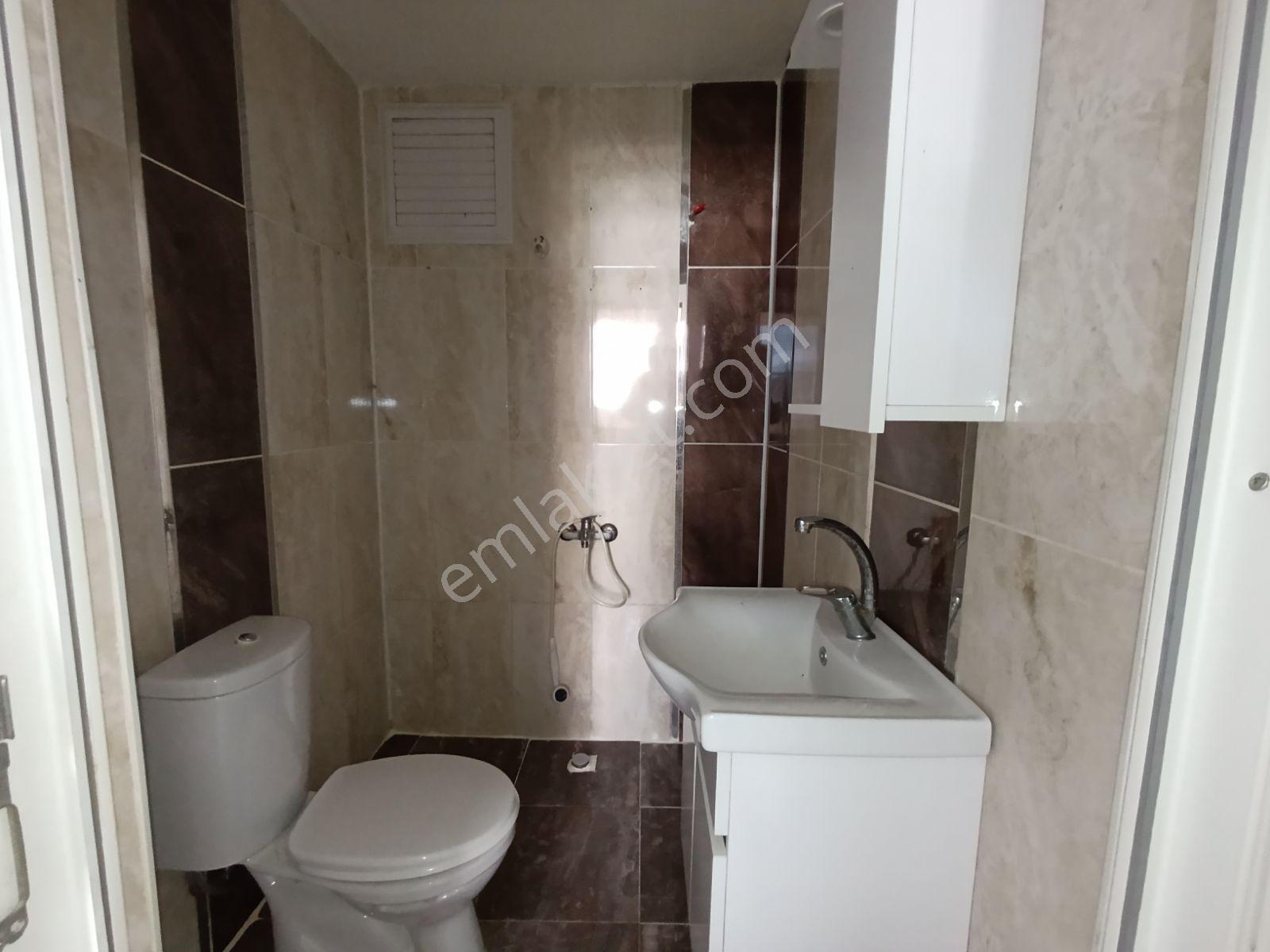 Trend Gayrimenkul'den Çınarlık Mahallesi'nde 1+1 Kiralık Daire - Görsel 4