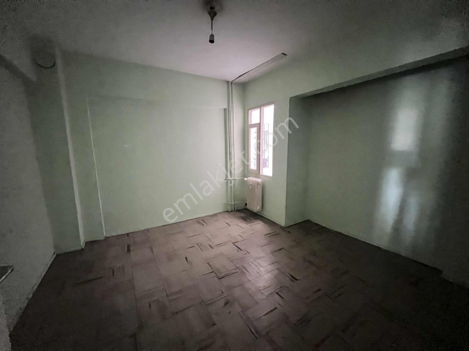 Beşevler Cd Üstü Merkezi Konumda Satılık Site İçi 3+1 Daire - Görsel 11