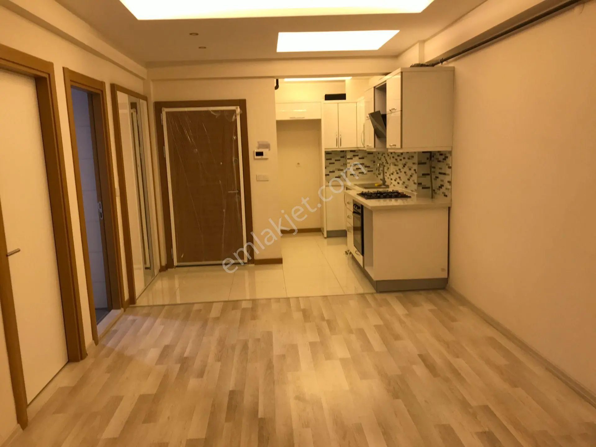 Karşıyaka Ata Kent Yalı Da Satılık 1+1 Lüx Daire - Görsel 2