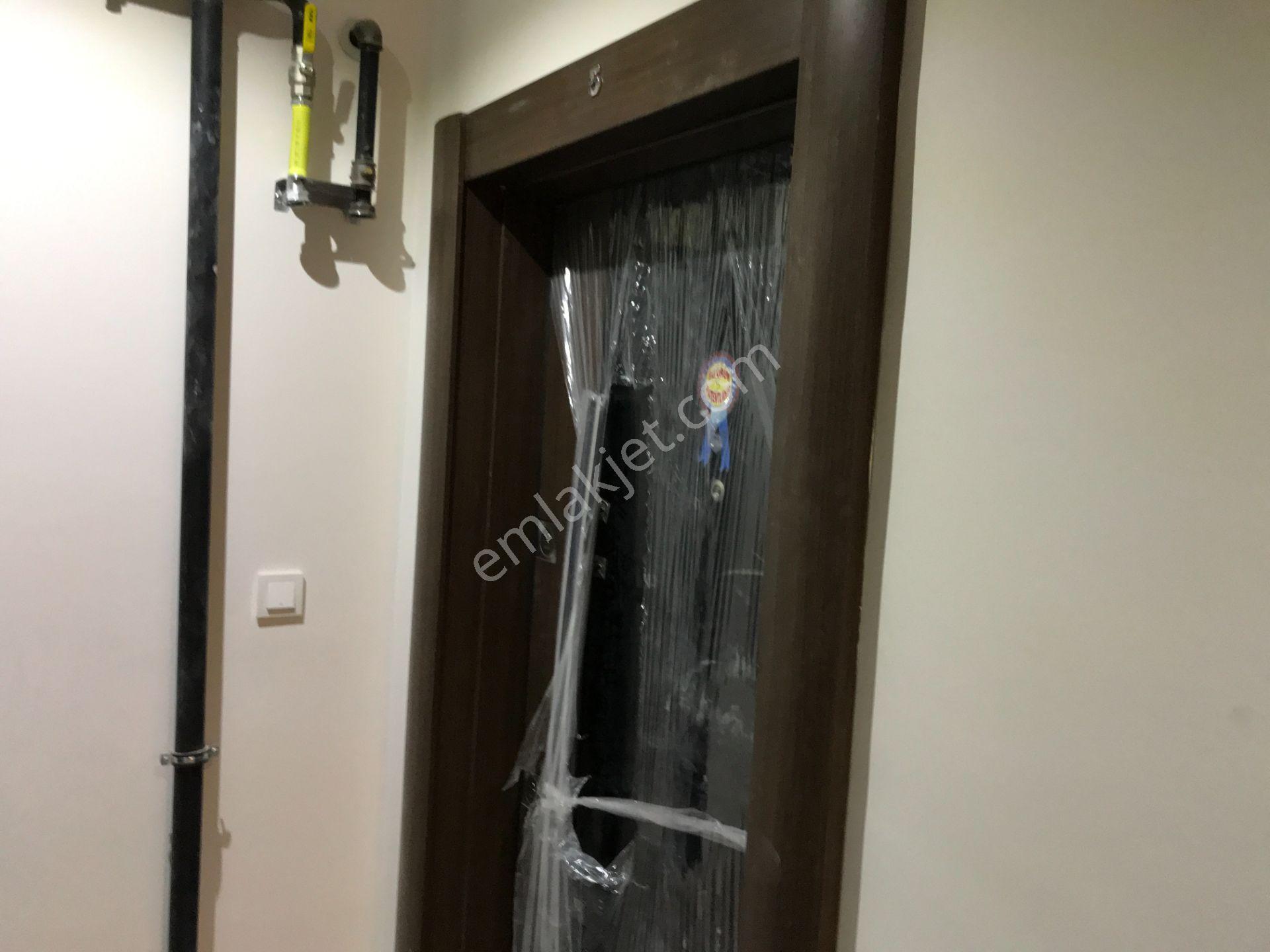 Karşıyaka Ata Kent Yalı Da Satılık 1+1 Lüx Daire - Görsel 32