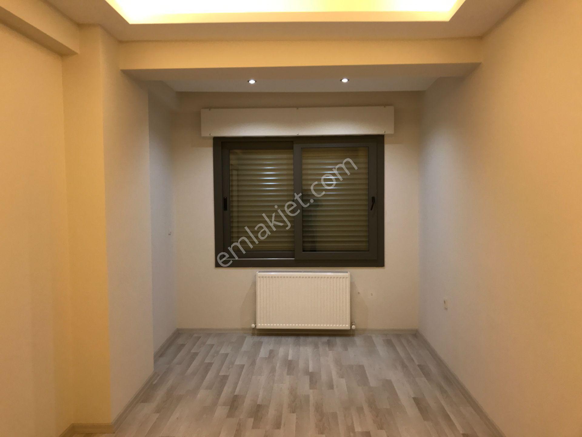 Karşıyaka Ata Kent Yalı Da Satılık 1+1 Lüx Daire - Görsel 27