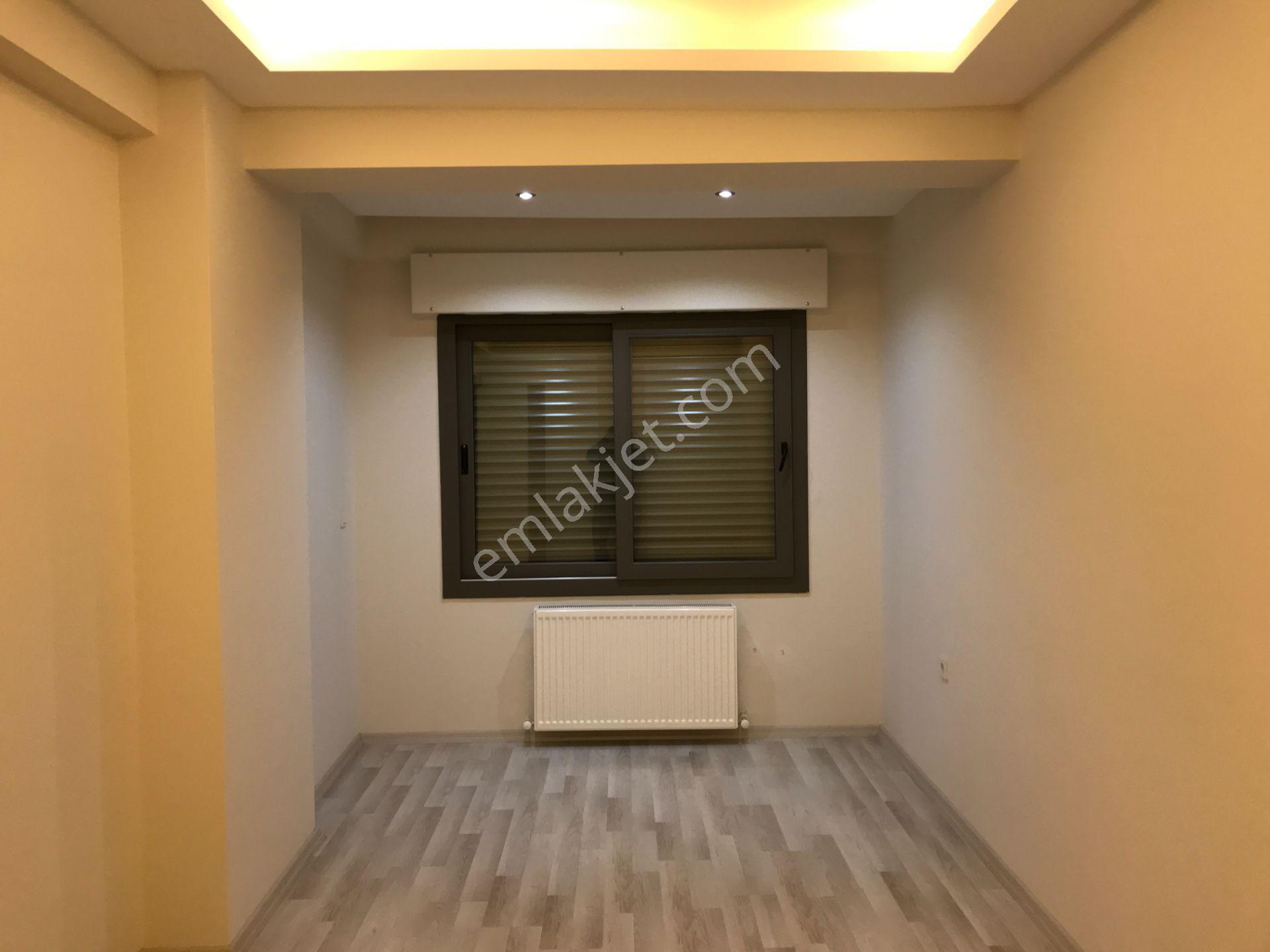 Karşıyaka Ata Kent Yalı Da Satılık 1+1 Lüx Daire - Görsel 22