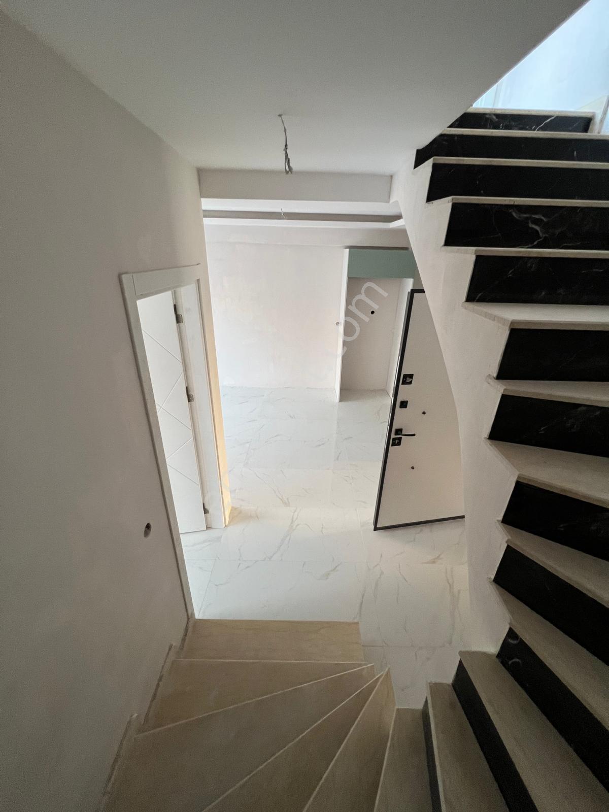 Acil Şirinkapı Mah.de 2+1 90 M2 Açık Mutfak Dublex Teraslı Sıfır Daire - Görsel 9