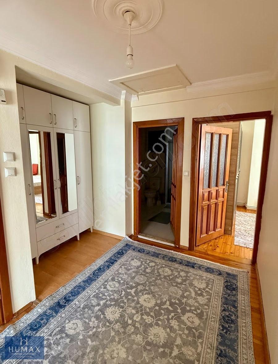 Yenimahalle'de Eşyalı Satılık 2+1 Daire - Görsel 13