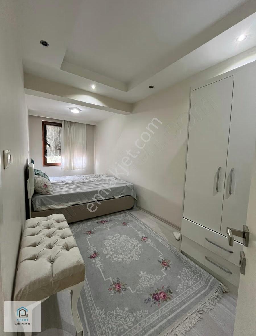 Cerrahi Ve Üniversiteye Yürüme Mesafesinde Satılık 1+1 Apart - Görsel 11