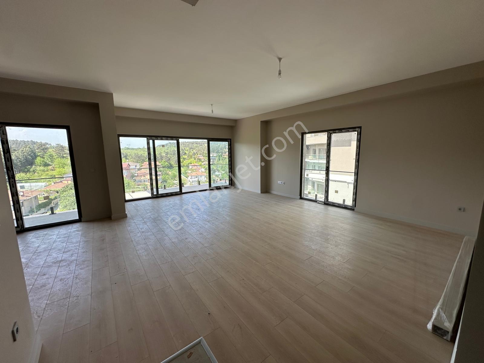 Çekmeköy Alemdağ Site İçerisinde 5+2 Satılık Dubleks Daire - Görsel 10