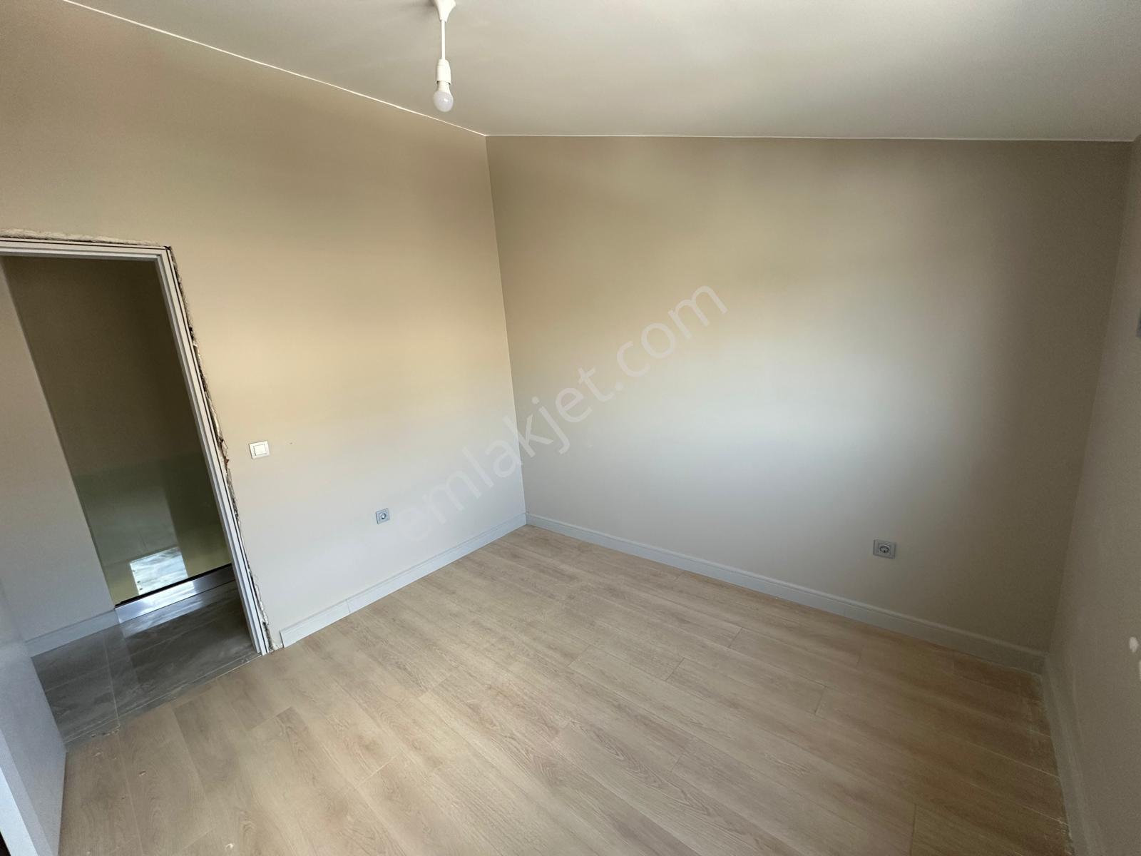 Çekmeköy Alemdağ Site İçerisinde 5+2 Satılık Dubleks Daire - Görsel 13