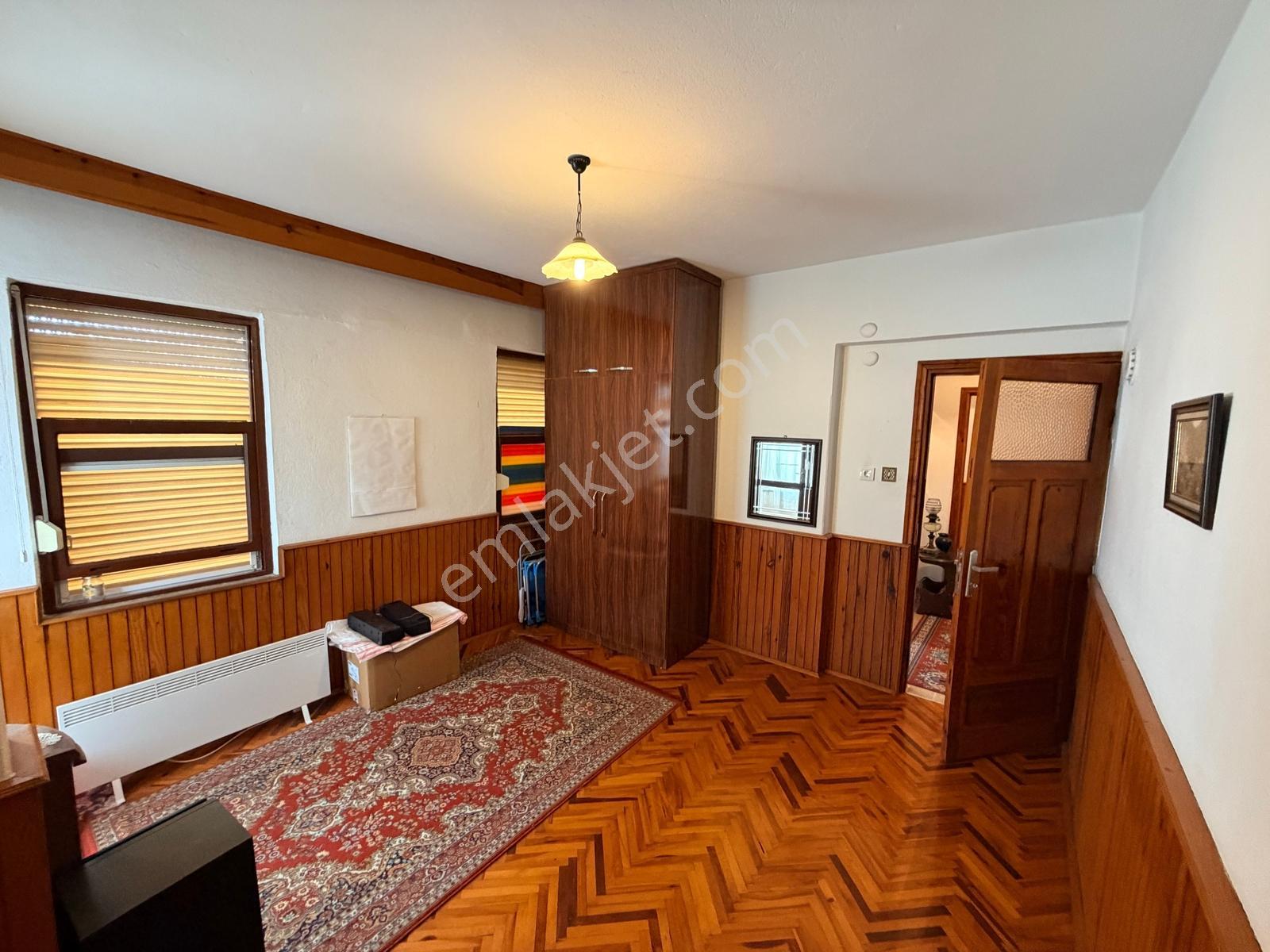 Emlakparktan Güllerpınarında Kısmi Eşyalı Kiralık 3+1 Daire - Görsel 14