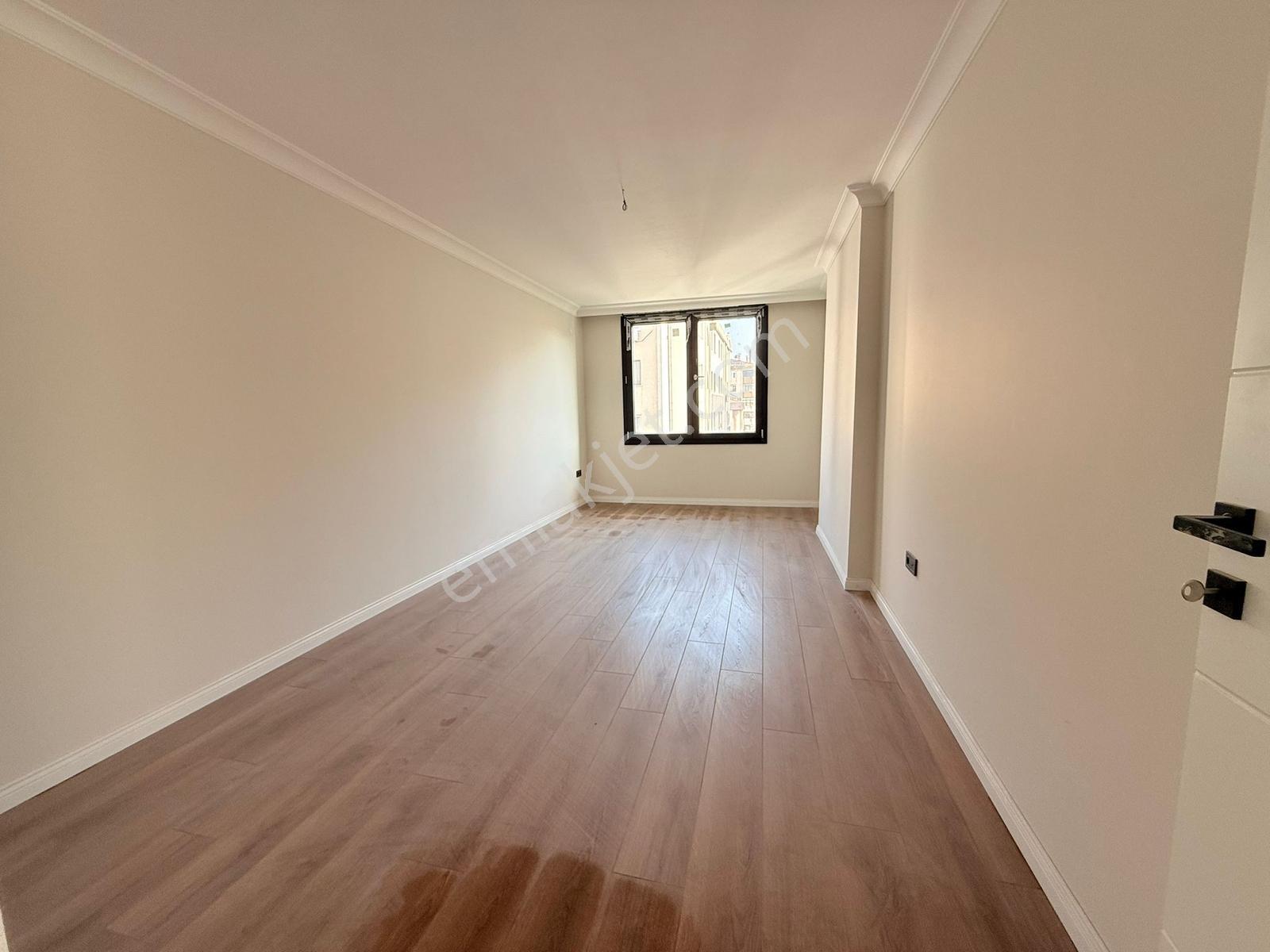 Bahçelievlerde Yeni Binada 170 M² 3+1 Lüks Daire - Görsel 25