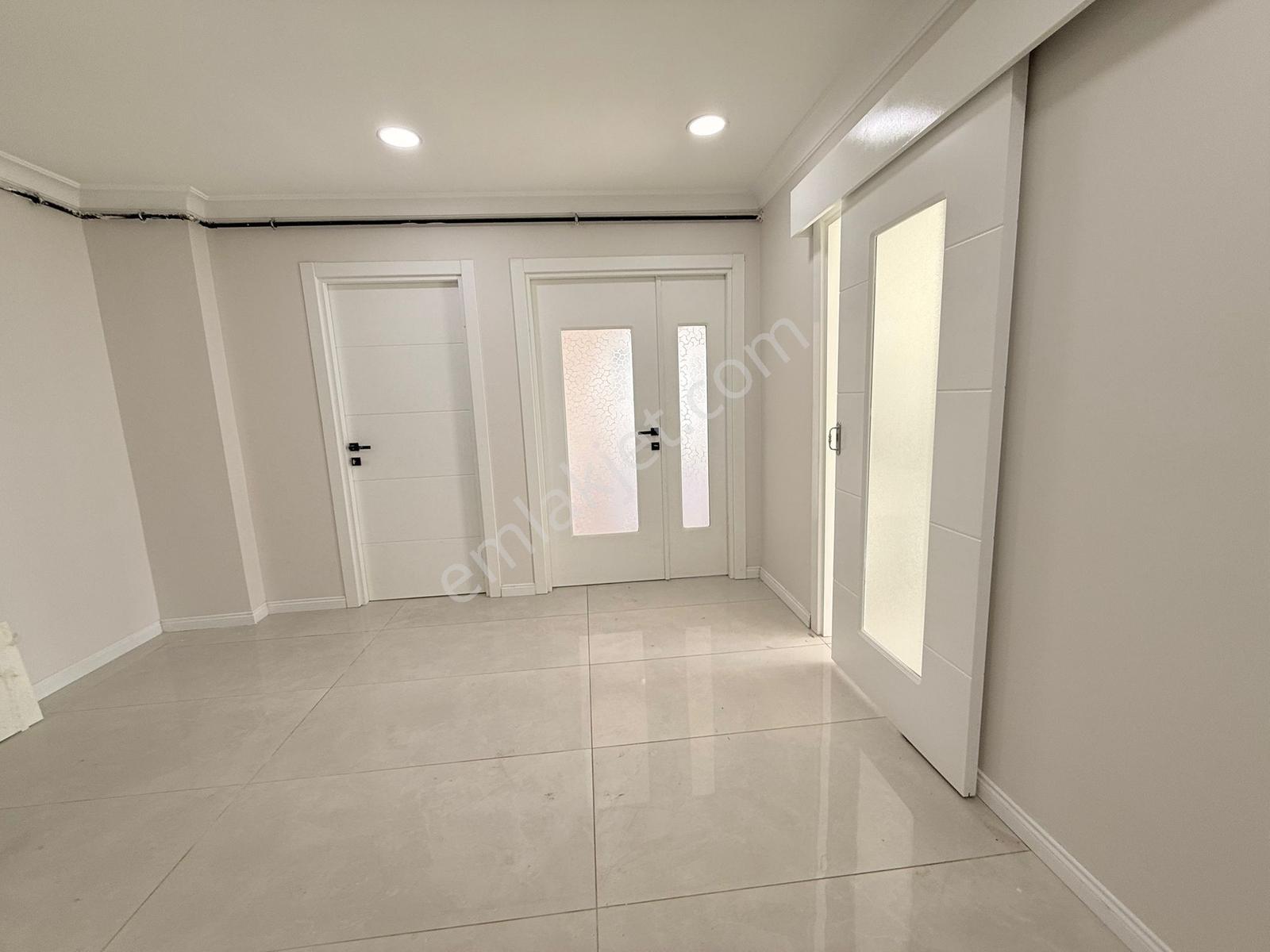 Bahçelievlerde Yeni Binada 170 M² 3+1 Lüks Daire - Görsel 11