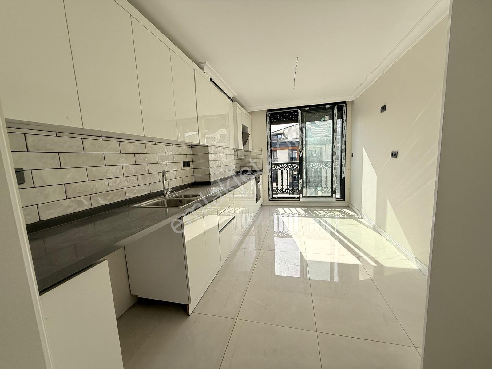 Bahçelievlerde Yeni Binada 170 M² 3+1 Lüks Daire - Görsel 14