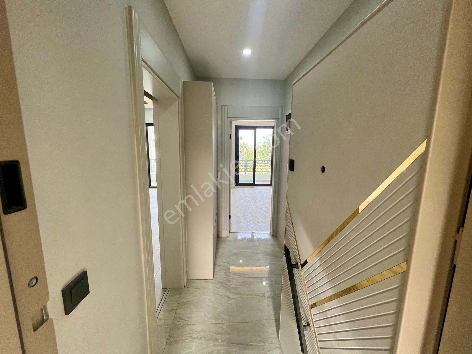 Akçay Aras Emlaktan Gürede Bahçe Kullanımlı 1+1 Ve 2+1 Daireler - Görsel 14