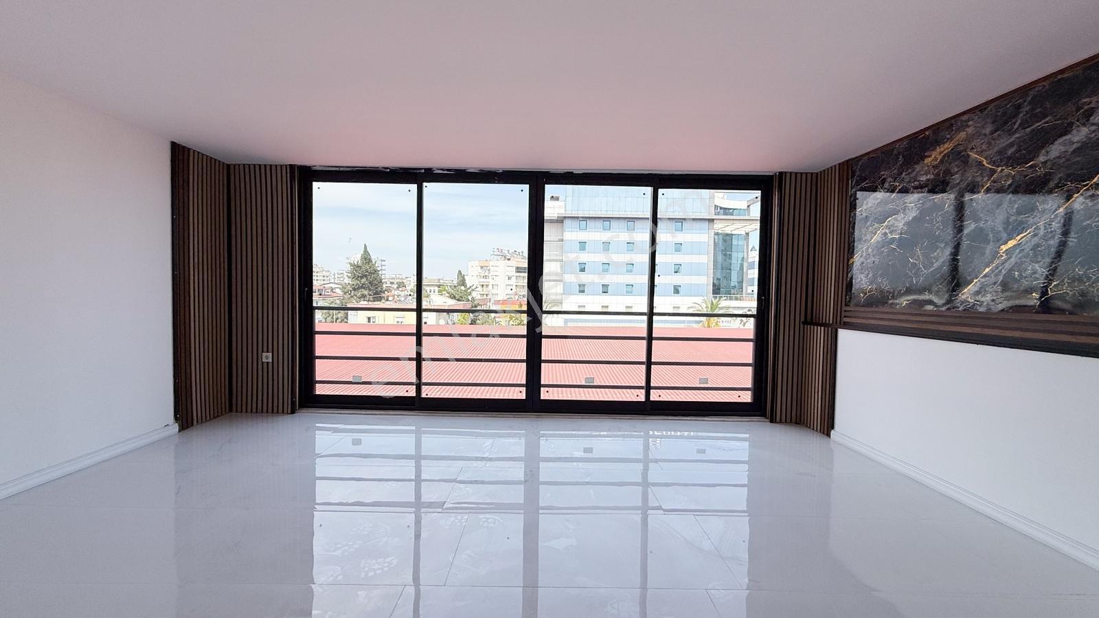 Güzeloba'da Yüksek Görünürlüğe Sahip Cadde Üzeri Kiralık İşyeri - Görsel 5