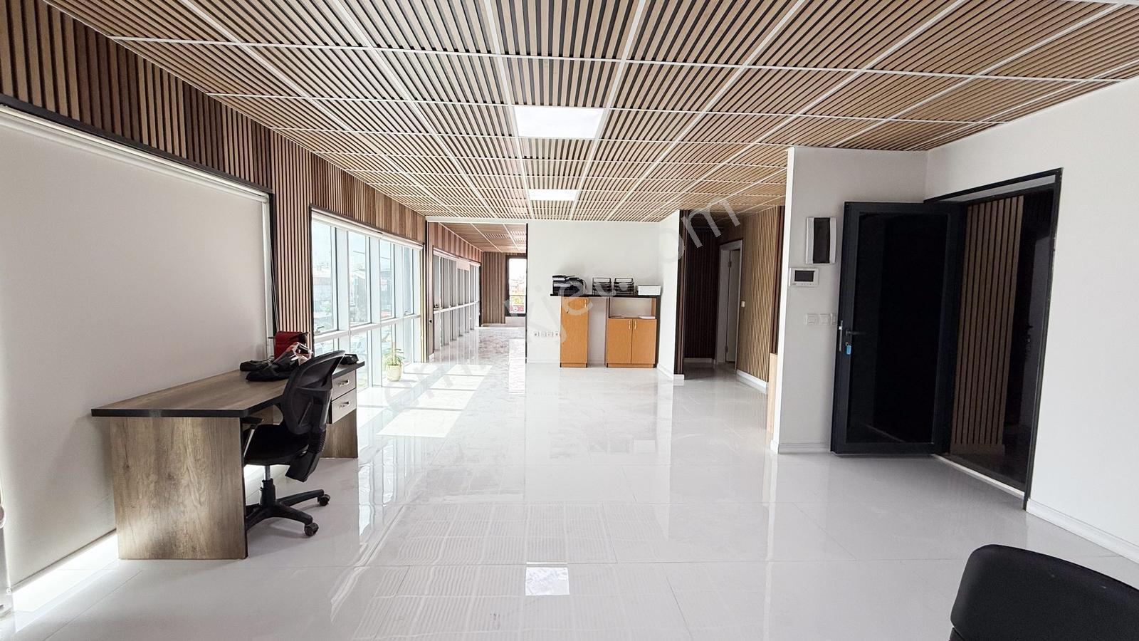 Güzeloba'da Yüksek Görünürlüğe Sahip Cadde Üzeri Kiralık İşyeri - Görsel 22