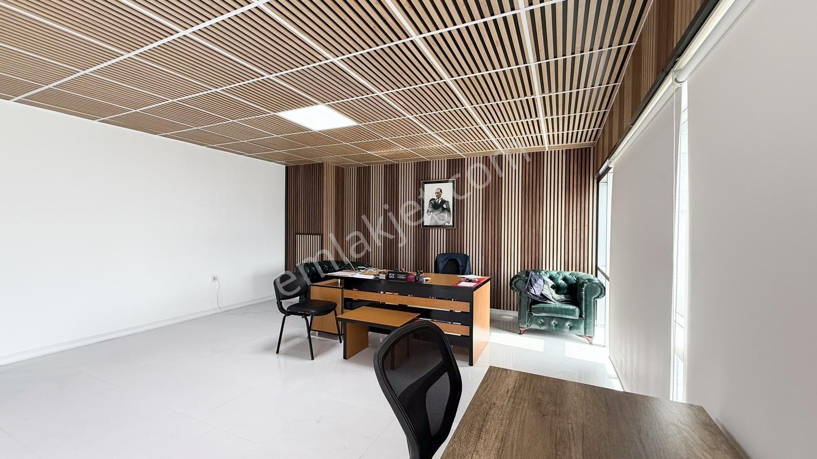 Güzeloba'da Yüksek Görünürlüğe Sahip Cadde Üzeri Kiralık İşyeri - Görsel 8