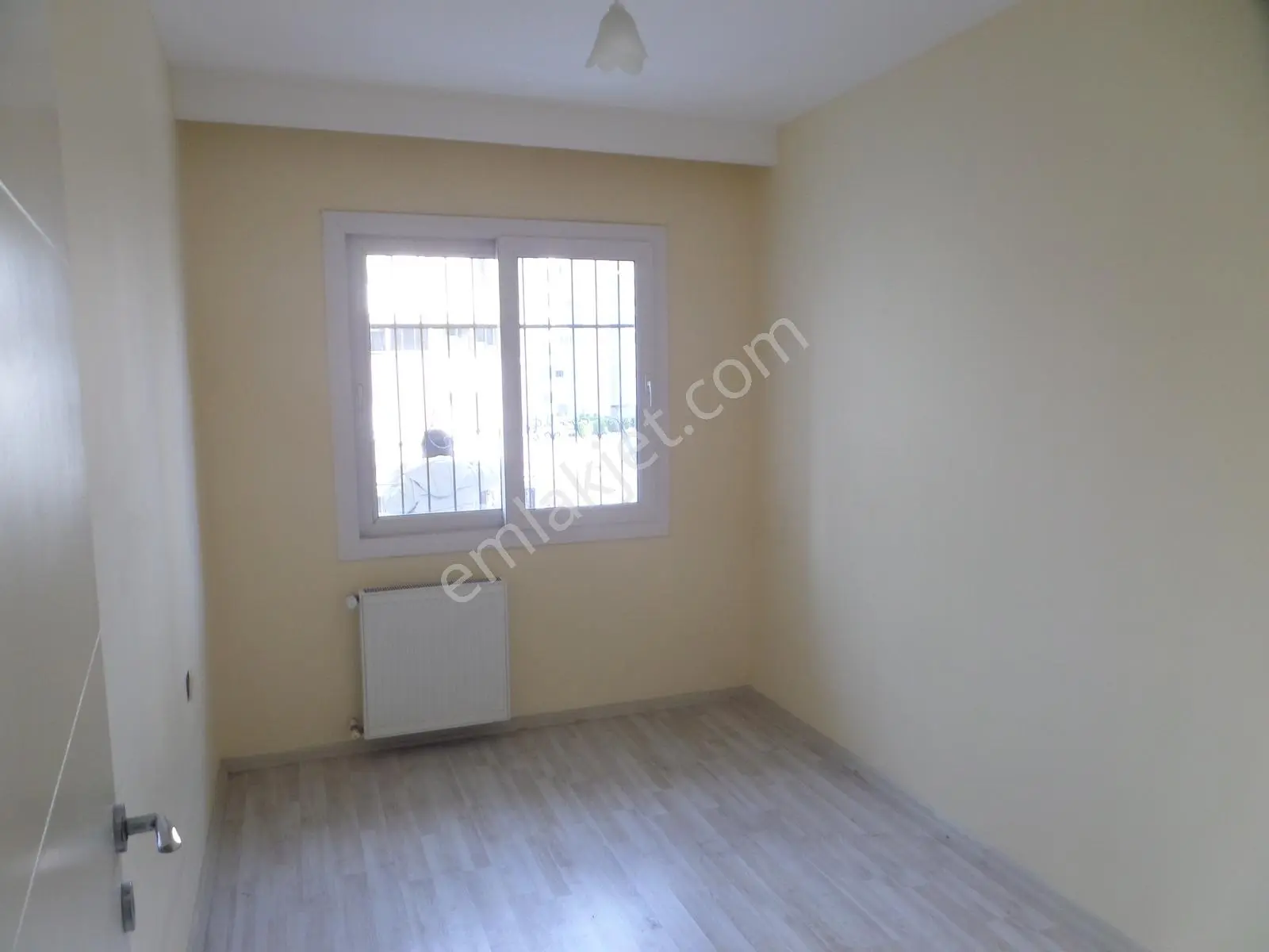 100.yılda,diş Has.civ.,3.kat,2+1,açık Mut.kiralık Daire - Görsel 4