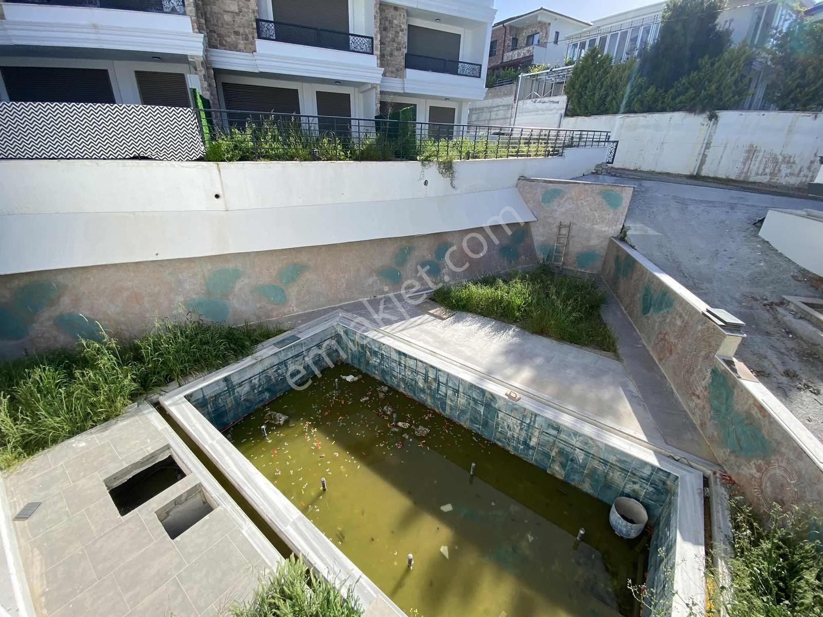 Sv 'den Çamlıbel Köyünde Havuzlu Site İçi Teraslı - Görsel 18