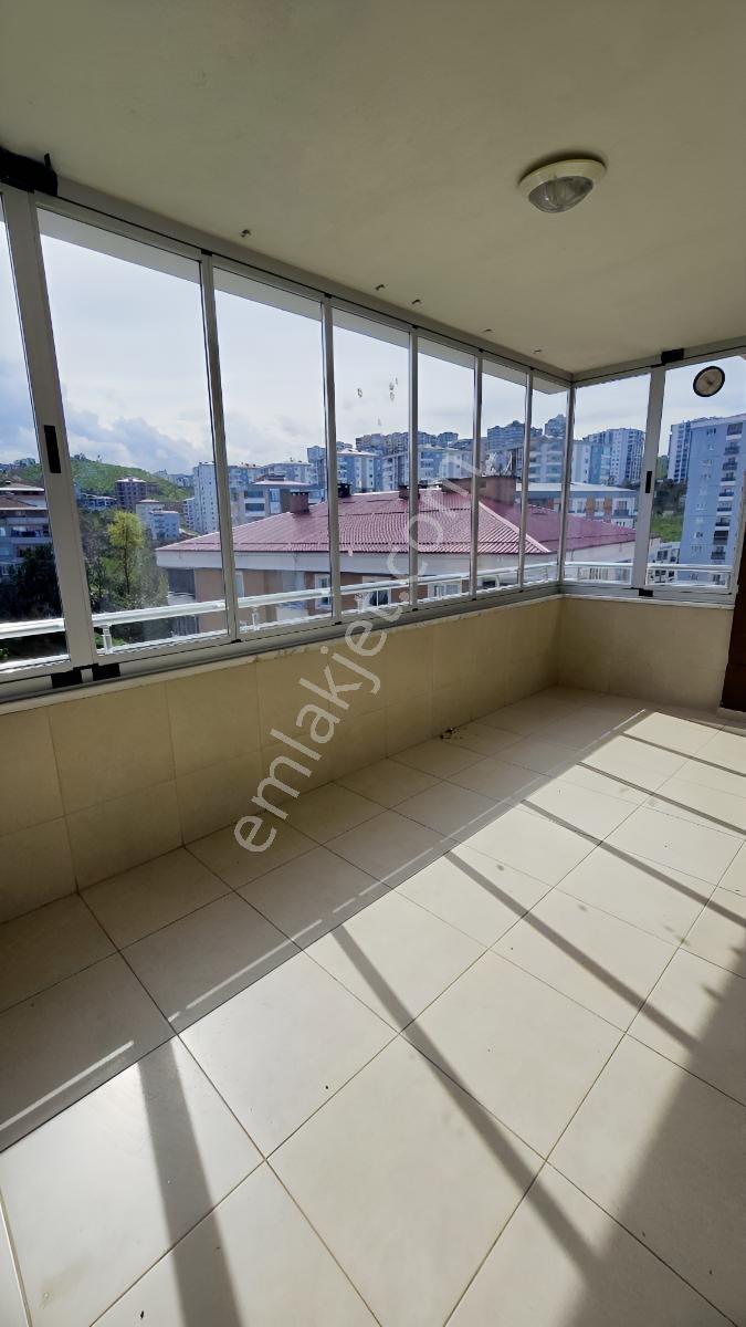 Kaşüstü Tuğra Elit Sitesi'nde 3+1 10.kat Geniş Ve Ferah Daire - Görsel 3