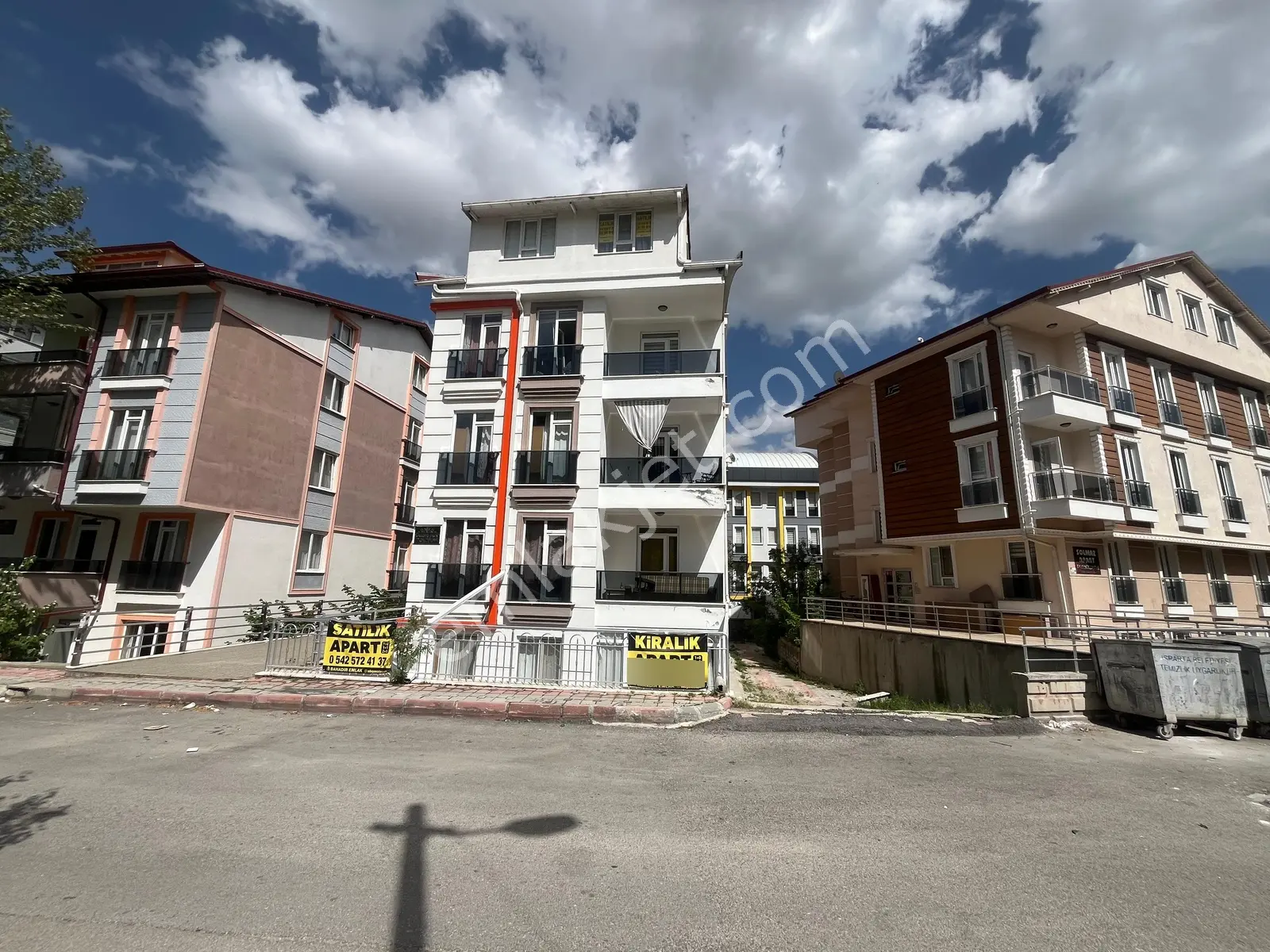 Isparta Modernevlerde Krediye Uygun Satılık 1+1 Çatı Katı - Görsel 2