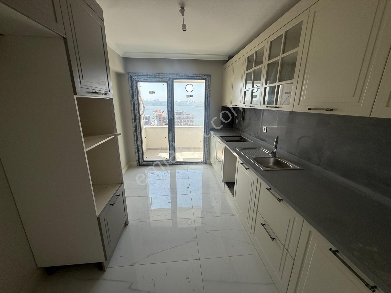 Barış'tan Site İçerisinde Göl-deniz Manzaralı Lüks 3+1 Daire - Görsel 3