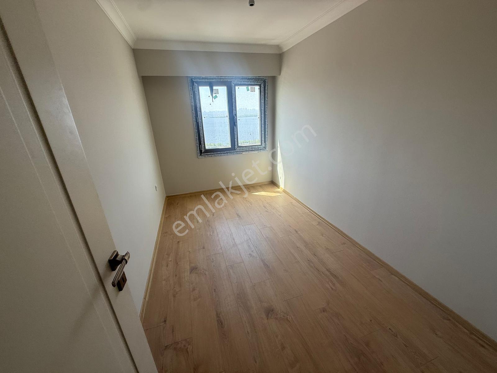 Barış'tan Site İçerisinde Göl-deniz Manzaralı Lüks 3+1 Daire - Görsel 13
