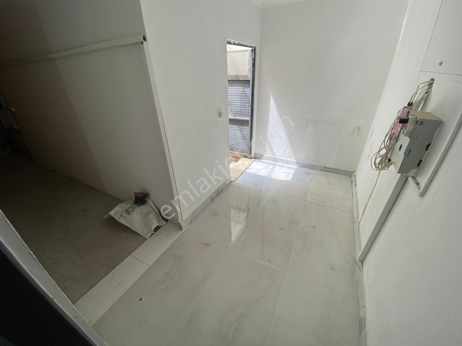 Fevziçakmak Mh Teraslı Asansörlü 2 Yıllık Full Yapılı 5+2 Dublex - Görsel 24