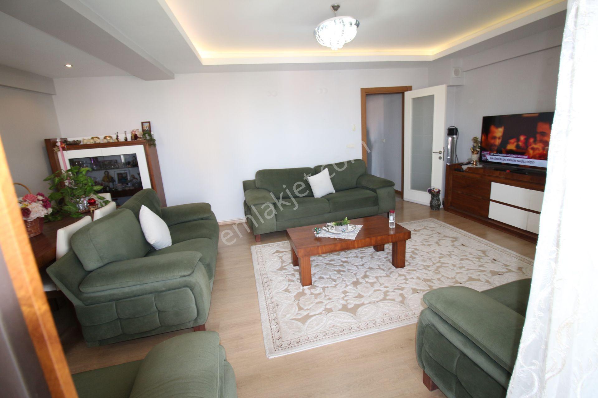 Arga'dan Buca Seyhan Mh.polis Lojmanları Yanı Satılık 3+1 Daire. - Görsel 13