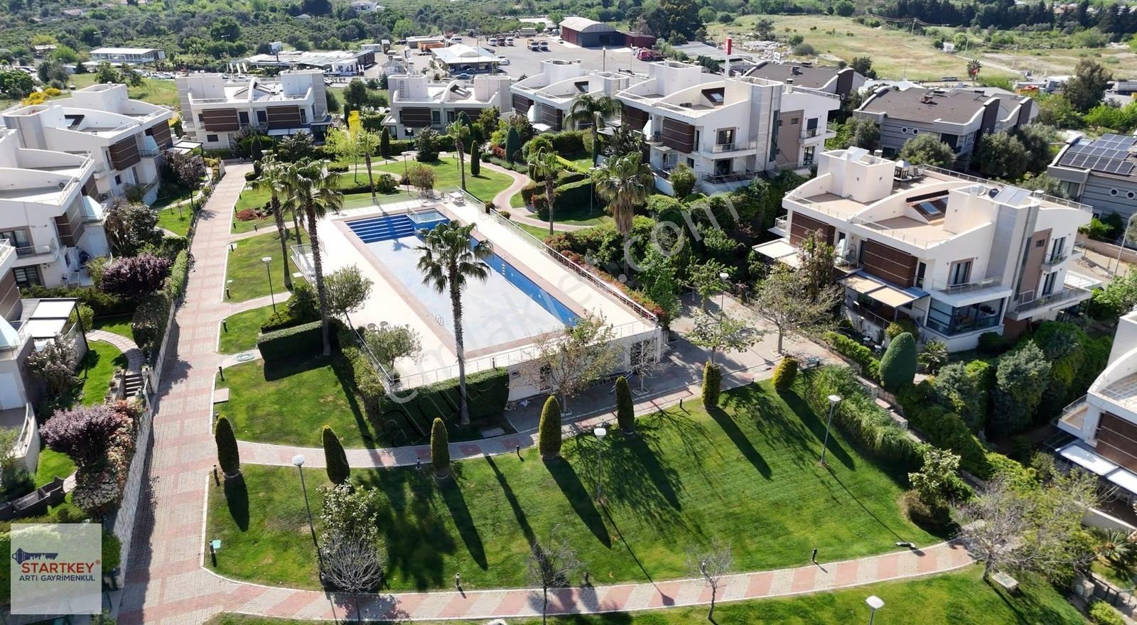 Güzelbahçe Kahramanderede Site İçi 5+1 Satılık Tripleks Villa - Görsel 9