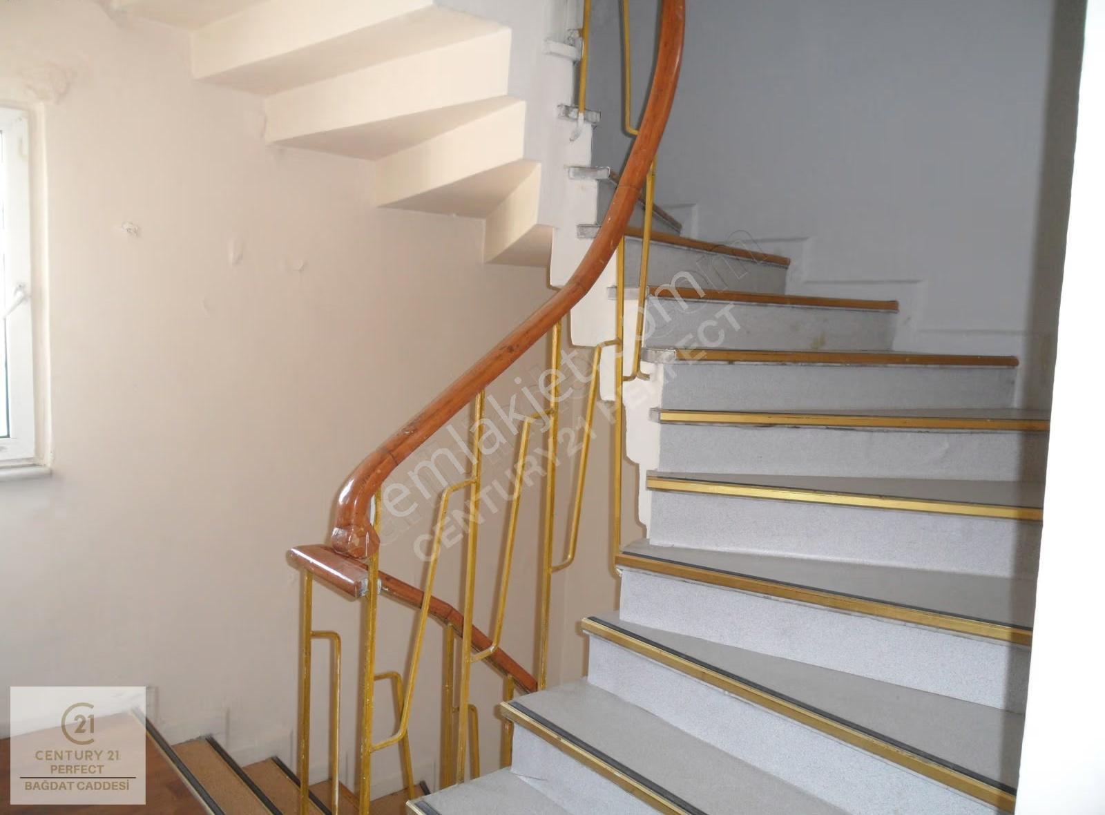 S.çeşme Cadde İskanlı,beş Katlı,500m2 Net 45.000.000.-tl - Görsel 12