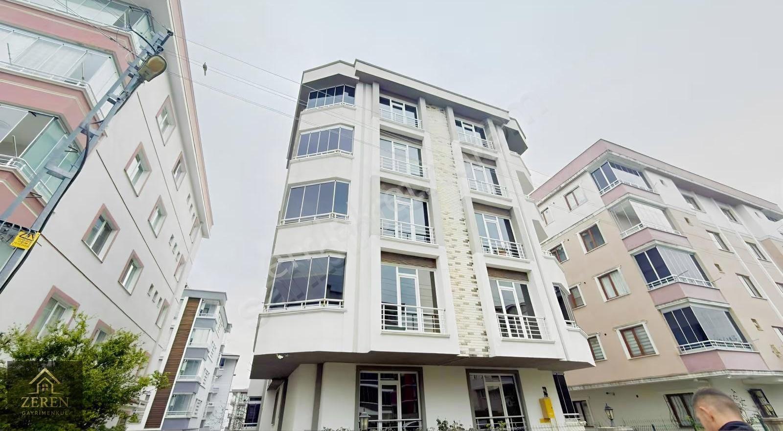 Atakumda Değerli Lokasyon! Sahile Yakın 2+1 Ayrı Mutfak - Görsel 24