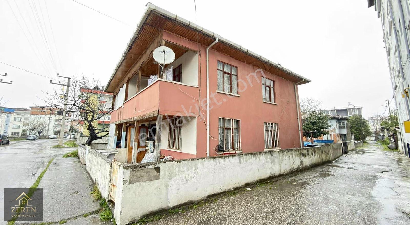 Çarşamba Çay Mahallesi Satılık Yol Üzeri Müstakil İki Daire