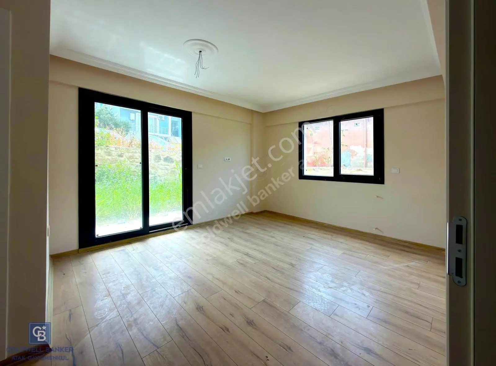 Foça Bağarasında 3+1 Dubleks | 3 Banyo | Mini Villa Konsepti - Görsel 4